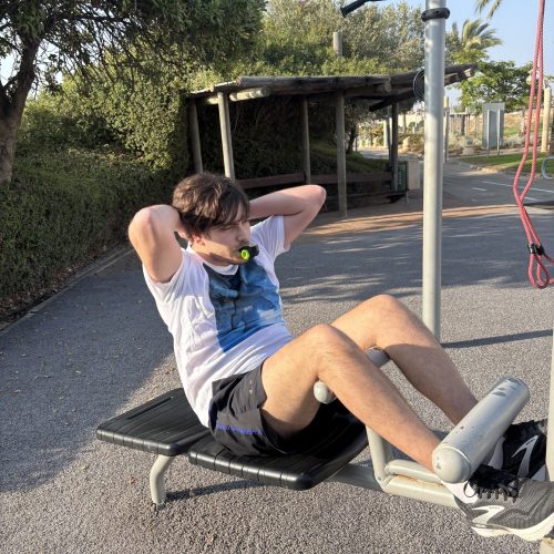 Non-Professional athlete with O2Champ breathing trainer Get best sport results with the O2Champ breathing trainer